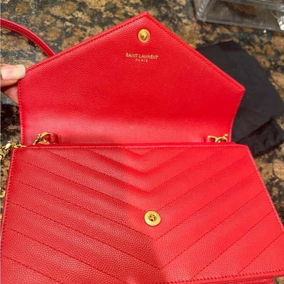 ❌SOLD❌ Saint Laurent Monogram Small Matelassé Envelope Chain Wallet Bag Red - Picture 5 of 8